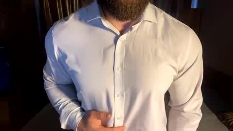 Snapshot of muscularjuggler chatting on April 13, 2026, 2:28 am muscularjuggler online show from April 13, 2026, 2:28 am