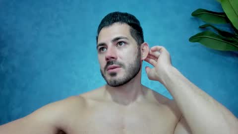 muscularmaster onlyfans online show from October 6, 2025, 9:18 am