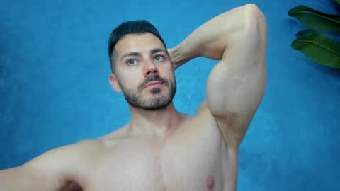 muscularmaster onlyfans online show from May 13, 2026, 9:39 am