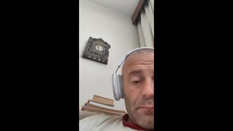 handsome sexy muscular man online show from September 21, 2025, 10:39 am