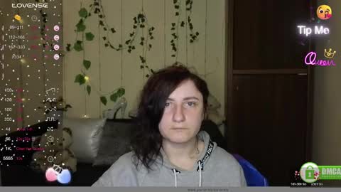 Jenya online show from April 19, 2026, 6:10 pm