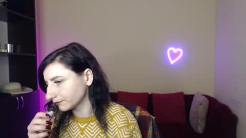 Jeneva online show from November 18, 2025, 6:45 pm