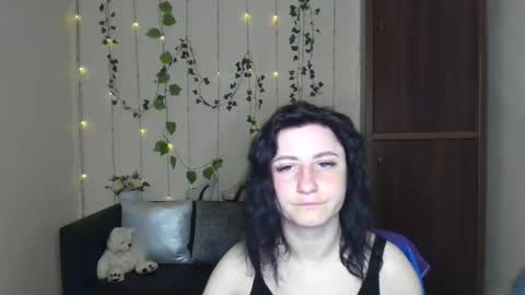 Jeneva online show from May 30, 2026, 5:43 pm
