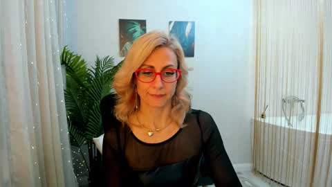 Diana online show from March 7, 2025, 5:38 pm