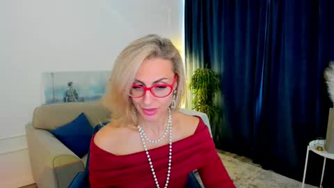 Diana online show from May 11, 2026, 2:45 pm