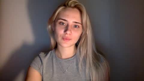 musescorner online show from November 23, 2025, 7:46 pm