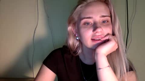 musescorner online show from January 7, 2026, 6:10 pm