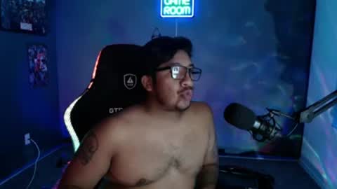 mushrooncat online show from October 3, 2025, 9:17 am