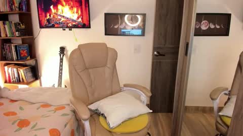 VALENTINA Luna  online show from December 21, 2025, 5:36 am