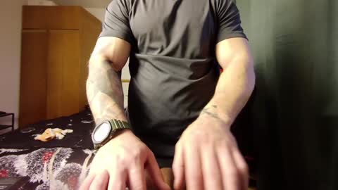 musle joker online show from December 2, 2024, 1:57 pm