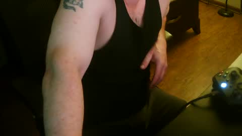 mustenjoyhead79 online show from October 2, 2025, 10:50 pm