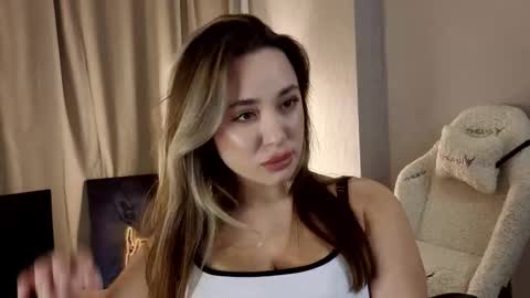 Nika online show from September 19, 2025, 9:26 pm