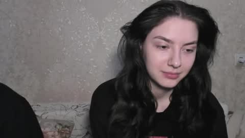 Snapshot of muuur_love chatting on June 7, 2026, 4:00 pm cute couple online show from June 7, 2026, 4:00 pm