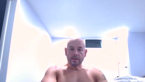 Maximus online show from October 6, 2025, 4:04 pm