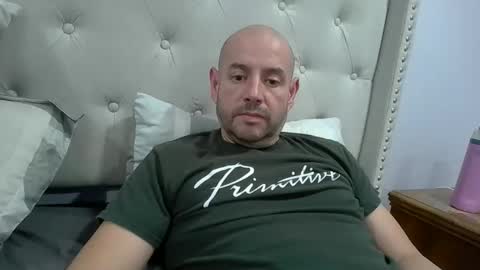Snapshot of mworlton9 chatting on May 7, 2026, 1:33 am Maximus online show from May 7, 2026, 1:33 am