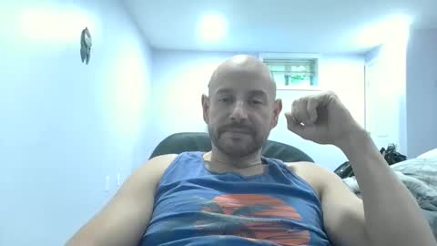 Snapshot of mworlton9 chatting on May 10, 2026, 8:25 pm Maximus online show from May 10, 2026, 8:25 pm