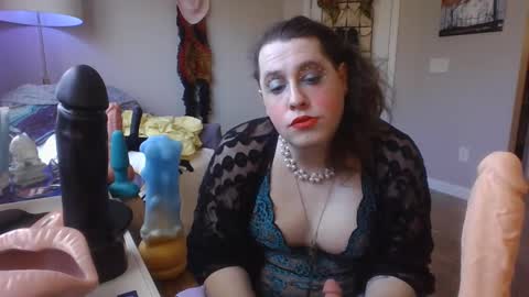 Snapshot of mxsissycharlotte chatting on January 13, 2025, 7:21 pm Mx Charlotte online show from January 13, 2025, 7:21 pm