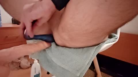 my_dirty_office online show from December 17, 2024, 7:40 am