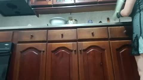     sara      i know you love me xoxox     online show from September 26, 2025, 11:20 pm