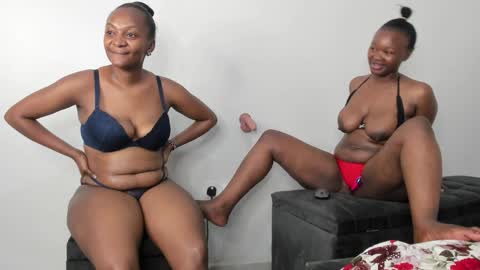myah_love online show from April 4, 2026, 9:56 pm