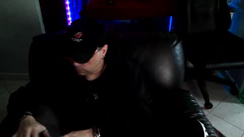 myangelyourdemon83 online show from April 27, 2026, 12:08 am