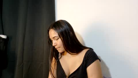 Snapshot of mybfdoesntknowimhere chatting on August 7, 2026, 12:45 am Eliana online show from August 7, 2026, 12:45 am