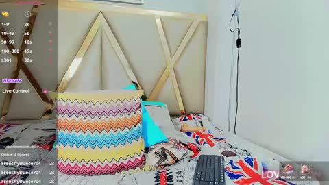 Snapshot of myblackdope_ chatting on January 6, 2025, 3:29 pm Samanta online show from January 6, 2025, 3:29 pm