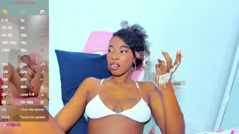 Samanta  online show from April 18, 2026, 12:53 pm