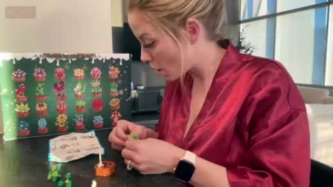 MyCookieJar online show from December 4, 2025, 12:20 am