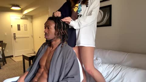 Snapshot of mycreamydreams chatting on January 25, 2025, 10:18 pm mycreamydreams online show from January 25, 2025, 10:18 pm