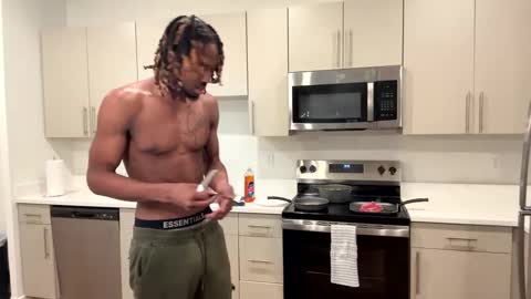 Snapshot of mycreamydreams chatting on March 3, 2025, 3:41 am mycreamydreams online show from March 3, 2025, 3:41 am