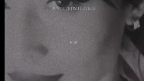 Snapshot of mydoc_lolac chatting on October 22, 2025, 11:04 pm Lola online show from October 22, 2025, 11:04 pm