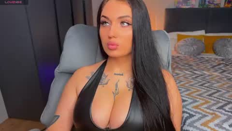 Snapshot of mygoddesshecate chatting on July 7, 2026, 1:37 pm Hecate online show from July 7, 2026, 1:37 pm