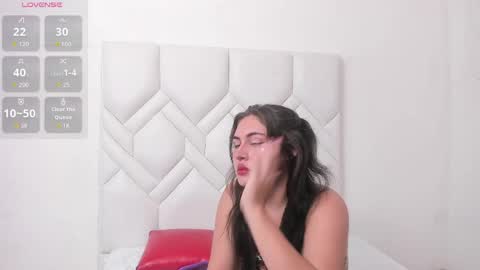 LINDA  AND EMILIO online show from April 26, 2026, 5:27 am