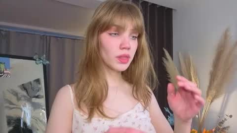 Mira  online show from November 12, 2025, 4:13 am