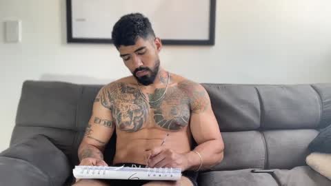 Myke esthetic online show from December 7, 2024, 7:43 pm