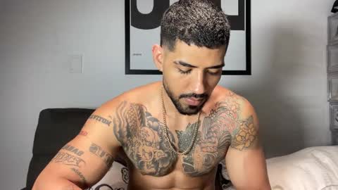 Myke esthetic online show from October 13, 2025, 11:16 pm