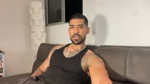 Snapshot of myke_esthetic chatting on May 11, 2026, 7:14 am Myke esthetic online show from May 11, 2026, 7:14 am