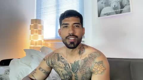 Snapshot of myke_esthetic chatting on June 24, 2026, 7:13 pm Myke esthetic online show from June 24, 2026, 7:13 pm