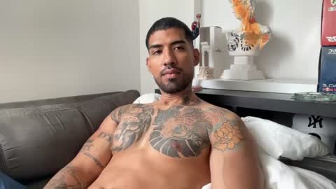 Snapshot of myke_esthetic chatting on June 26, 2026, 6:23 pm Myke esthetic online show from June 26, 2026, 6:23 pm