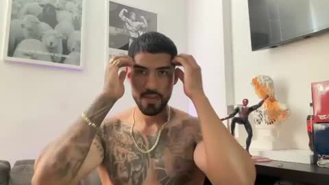 Snapshot of myke_esthetic chatting on July 6, 2026, 4:20 pm Myke esthetic online show from July 6, 2026, 4:20 pm