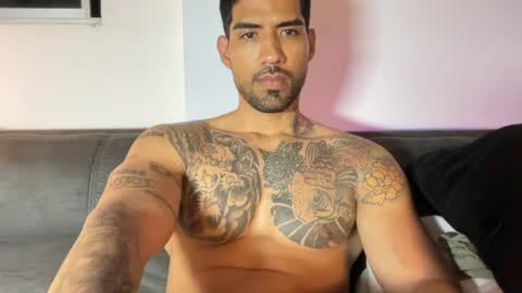 Snapshot of myke_esthetic chatting on July 17, 2026, 8:21 am Myke esthetic online show from July 17, 2026, 8:21 am