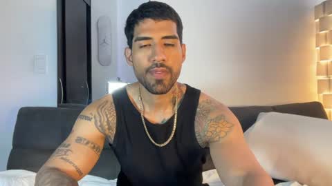 Snapshot of myke_esthetic chatting on July 27, 2026, 7:10 pm Myke esthetic online show from July 27, 2026, 7:10 pm