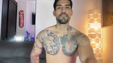 Snapshot of myke_esthetic chatting on August 8, 2026, 4:14 am Myke esthetic online show from August 8, 2026, 4:14 am