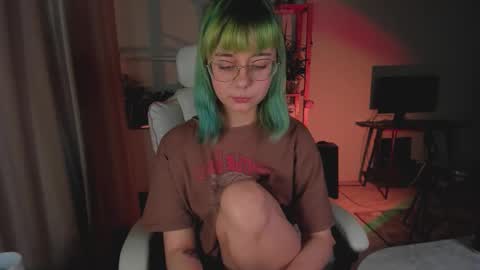 MylaFlores online show from March 12, 2026, 11:55 pm