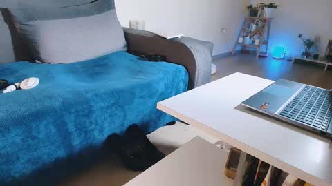 Anda online show from March 24, 2026, 10:37 pm