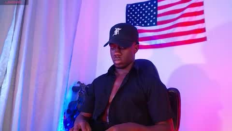 Mylo Wallace  online show from November 1, 2025, 12:23 am