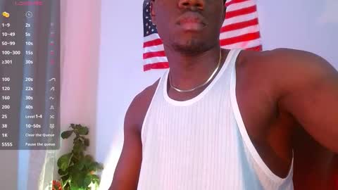 Mylo Wallace  online show from November 17, 2025, 1:11 am