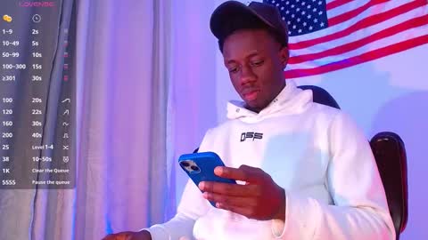 Mylo Wallace  online show from January 8, 2026, 11:12 am