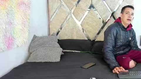 Myluandjack online show from October 19, 2025, 12:28 pm